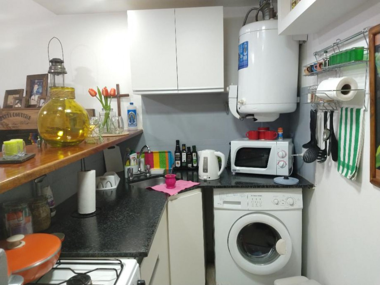 RETASADO!!Departamento 2 amb. en planta baja con cochera o patio propio