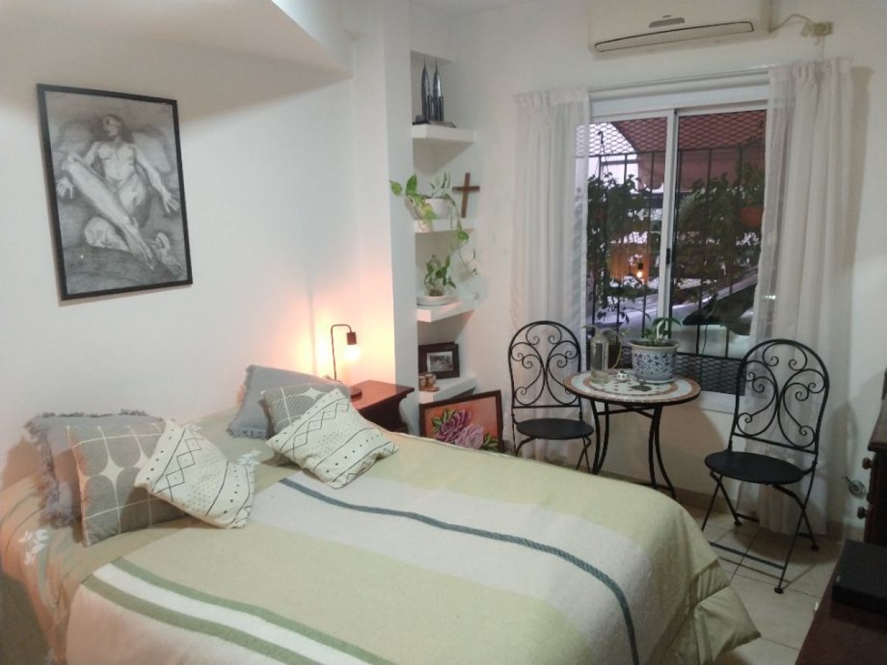 RETASADO!!Departamento 2 amb. en planta baja con cochera o patio propio