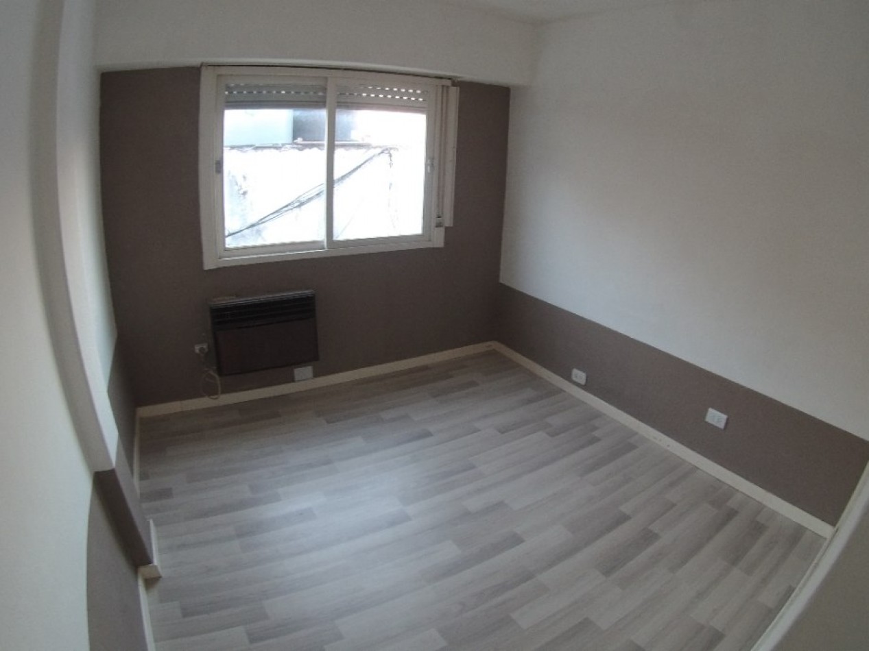 Duplex  3 ambientes -VENTA-  Castelar Norte-Apto Credito