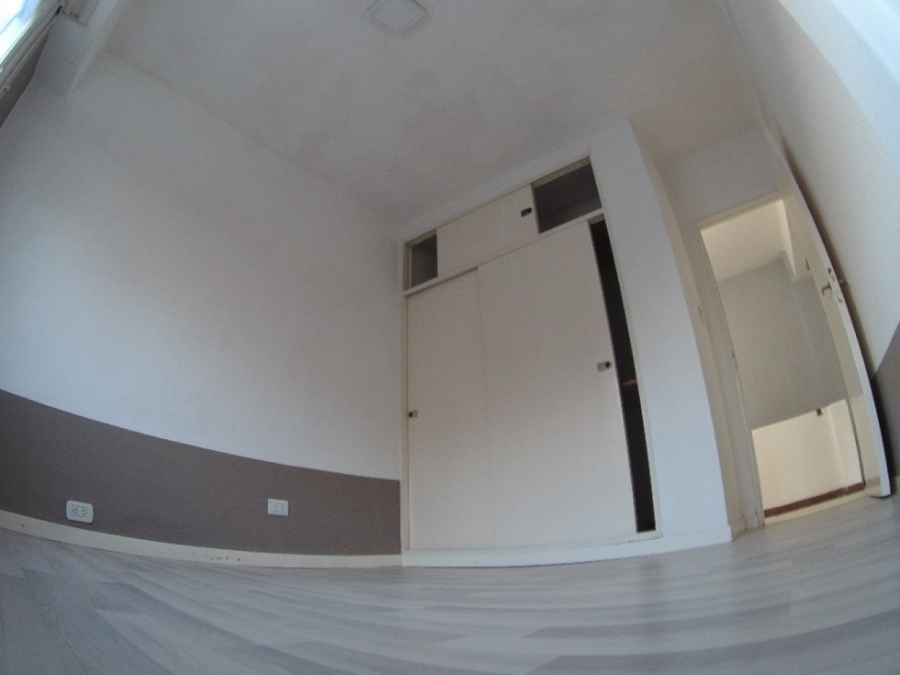 Duplex  3 ambientes -VENTA-  Castelar Norte-Apto Credito
