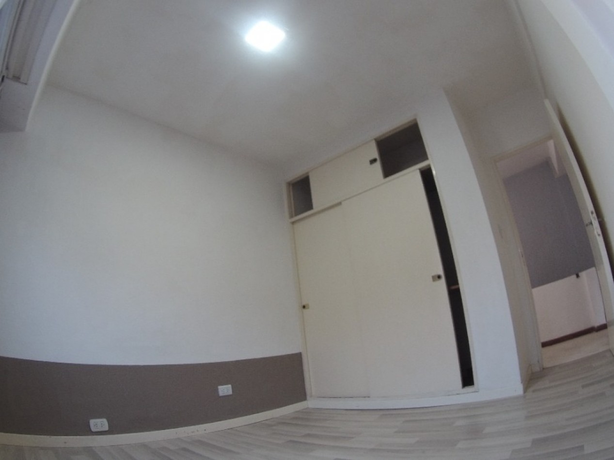 Duplex  3 ambientes -VENTA-  Castelar Norte-Apto Credito