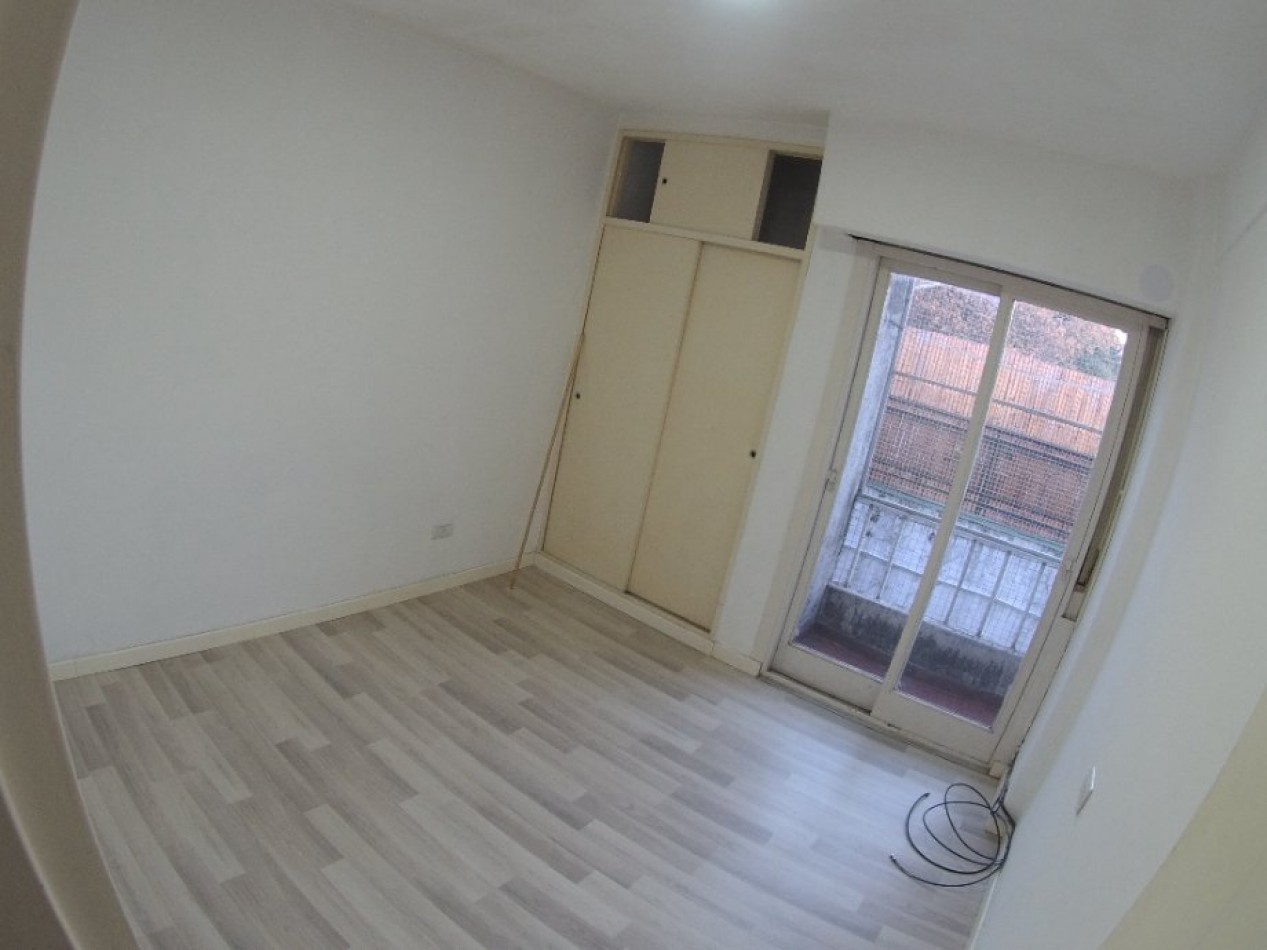Duplex  3 ambientes -VENTA-  Castelar Norte-Apto Credito