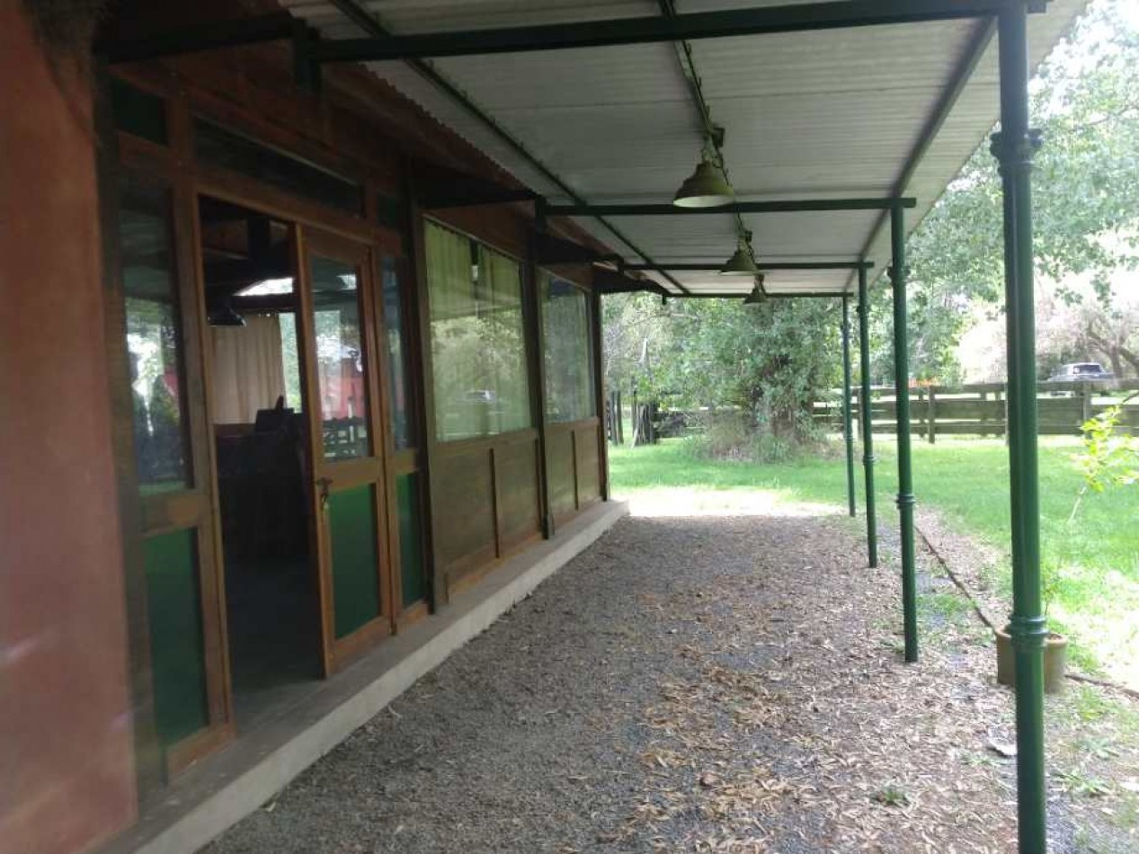 VENTA-Casa 2 amb. con galpon ,corrales, quincho y fabrica -Chacra - Carlos Keen- Barrio La Catalina