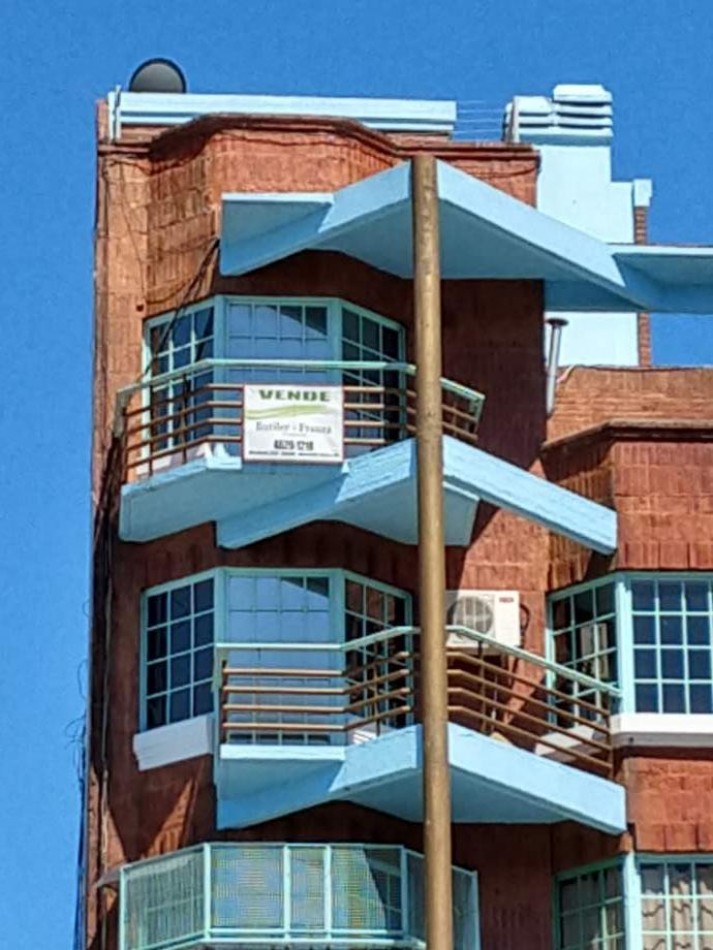 Departamento con cochera en  VENTA - Zona Tribunales -Moron