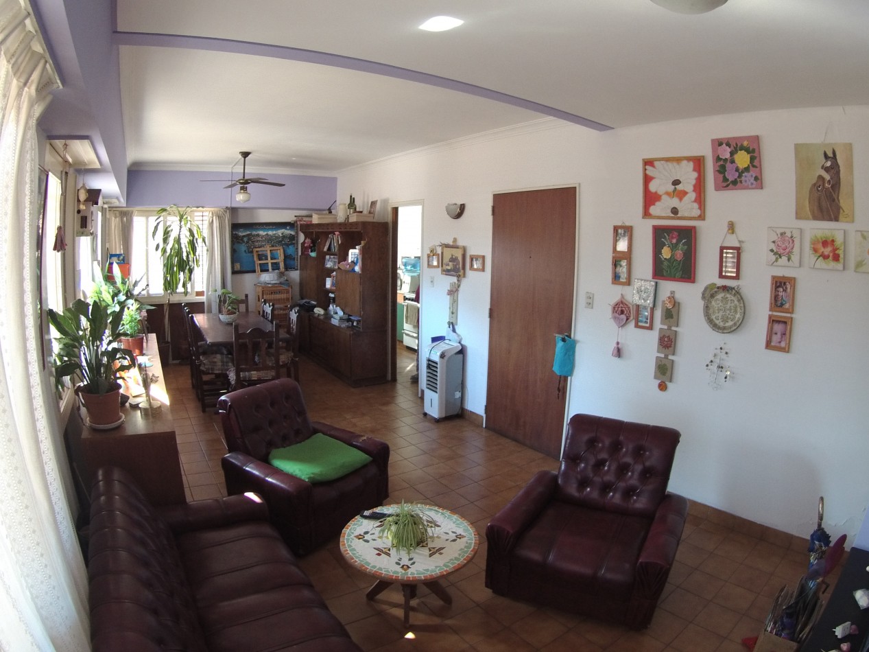 Departamento VENTA - Frente a Plaza de Moron