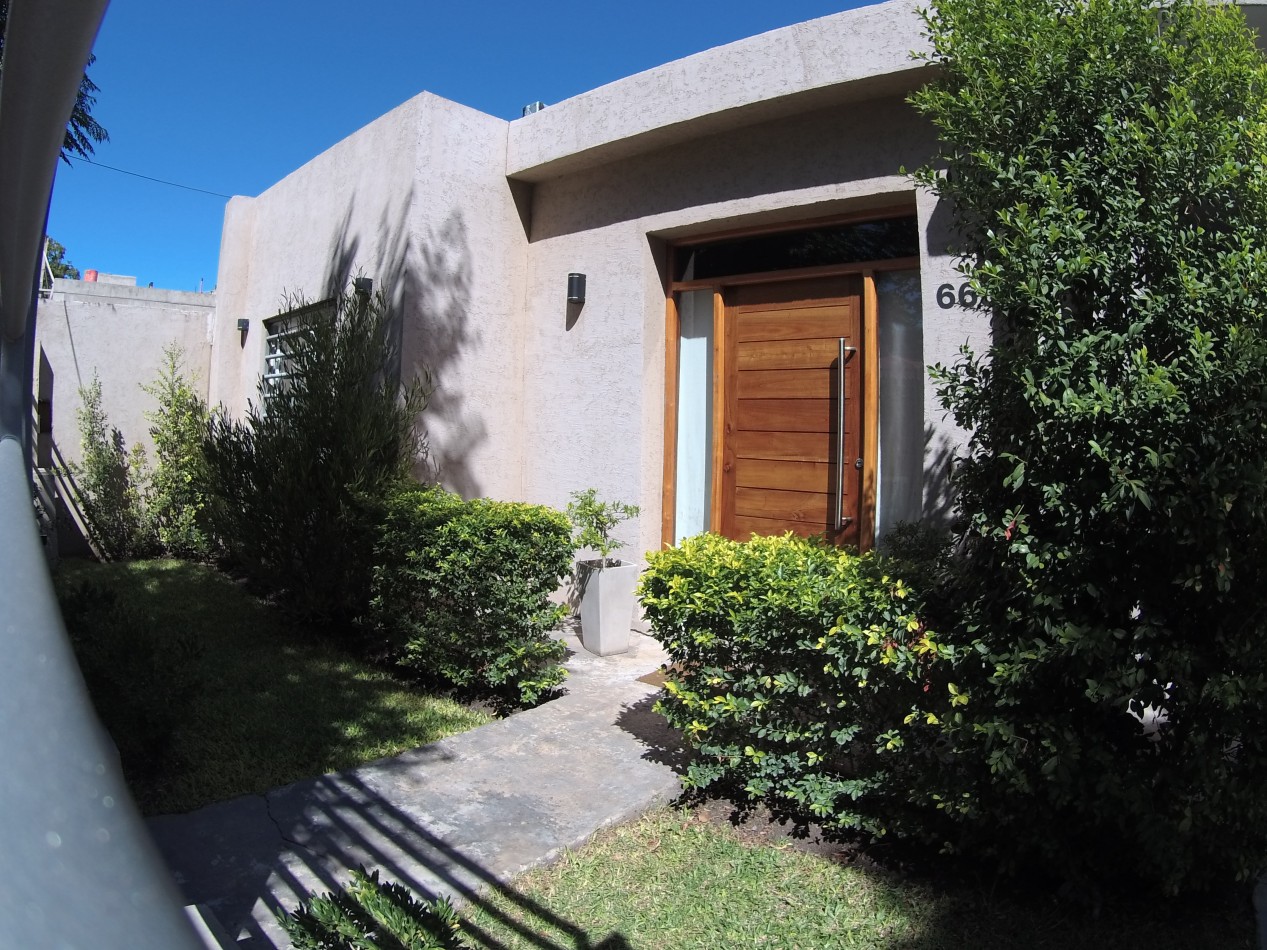 Venta de casa en Ituzaingo Norte