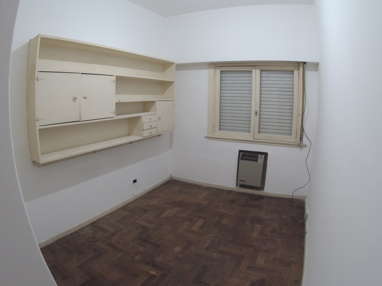 Departamento en alquiler de cuatro ambientes