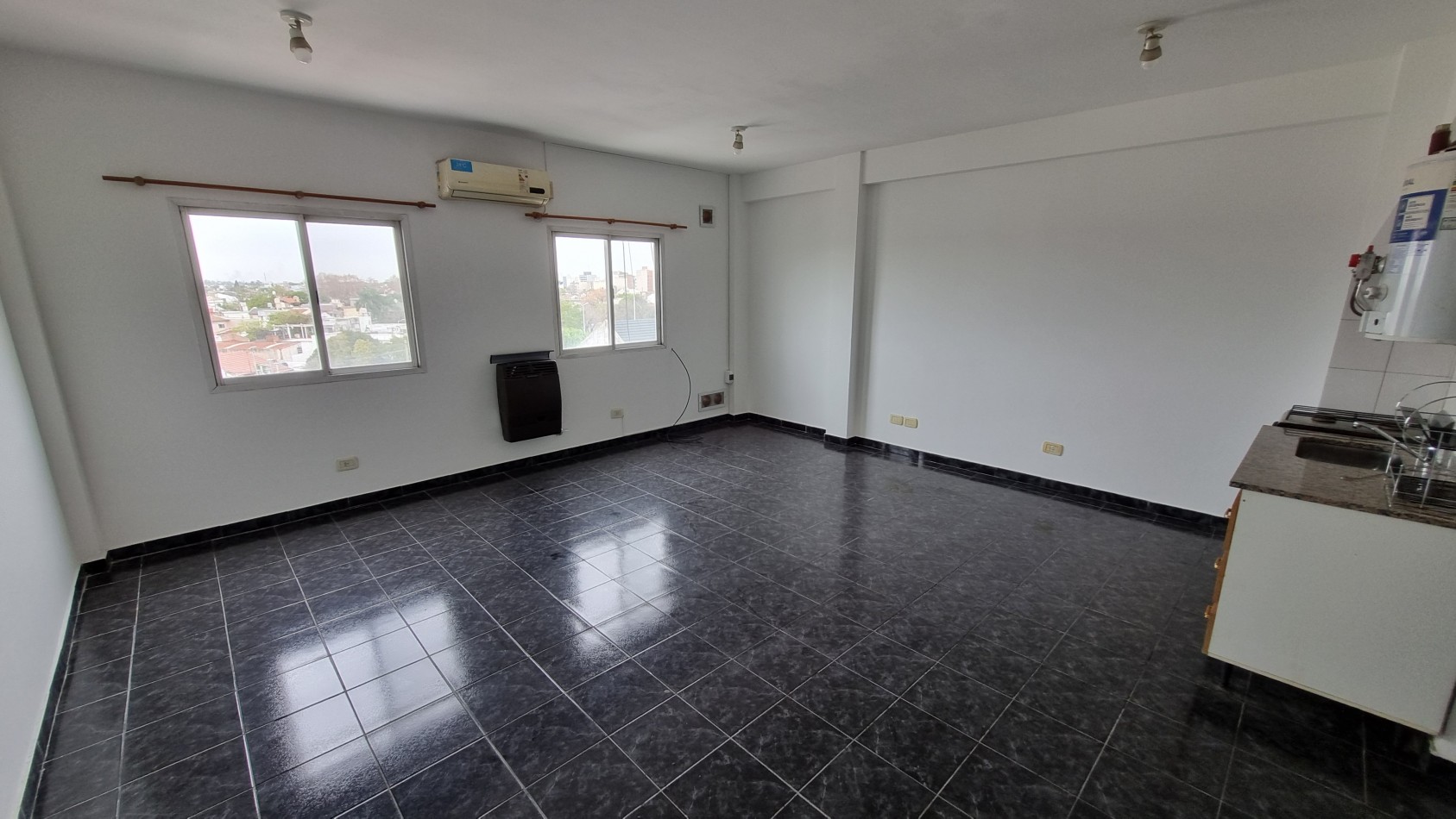 Monoambiente en venta en Moron Sur
