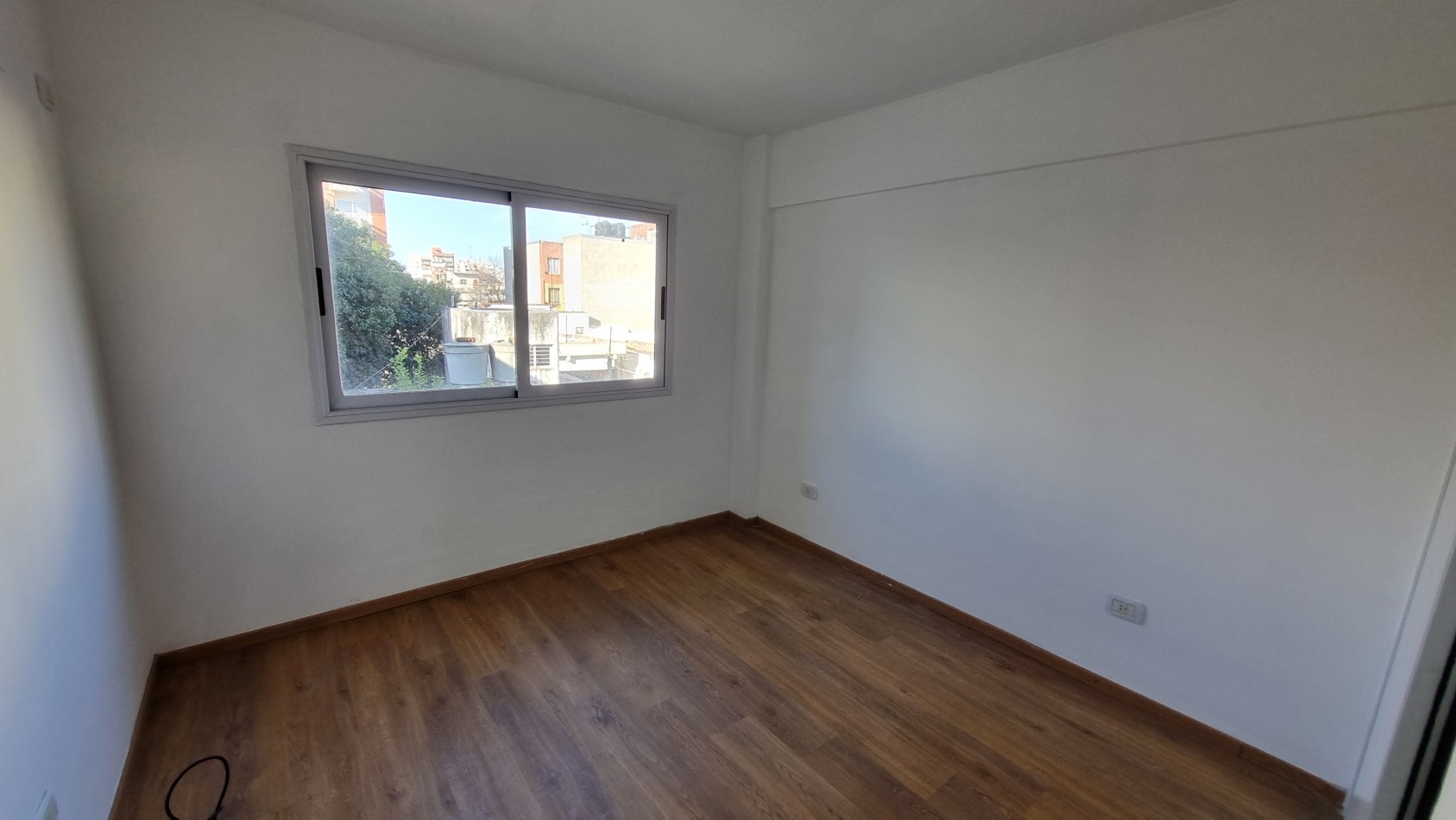 VENTA- Departamento 2 Ambientes - Moron