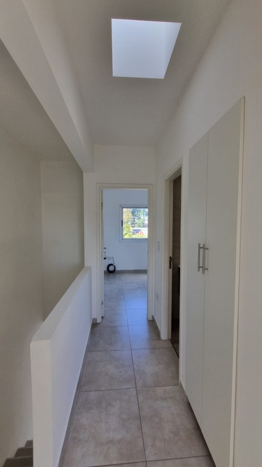 Duplex en venta de tres ambientes en Ituzaingo Norte