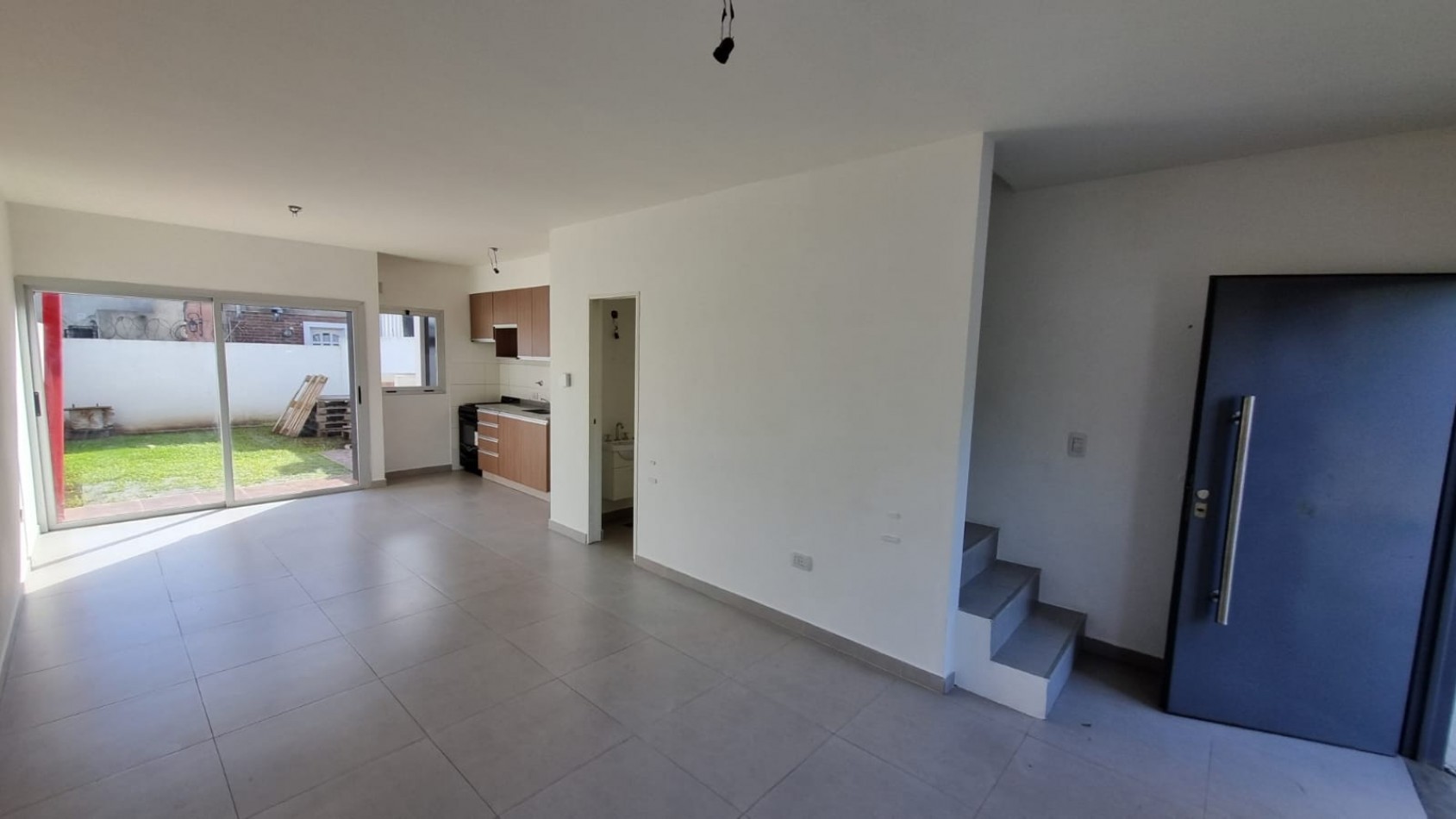 Duplex en venta de tres ambientes en Ituzaingo Norte