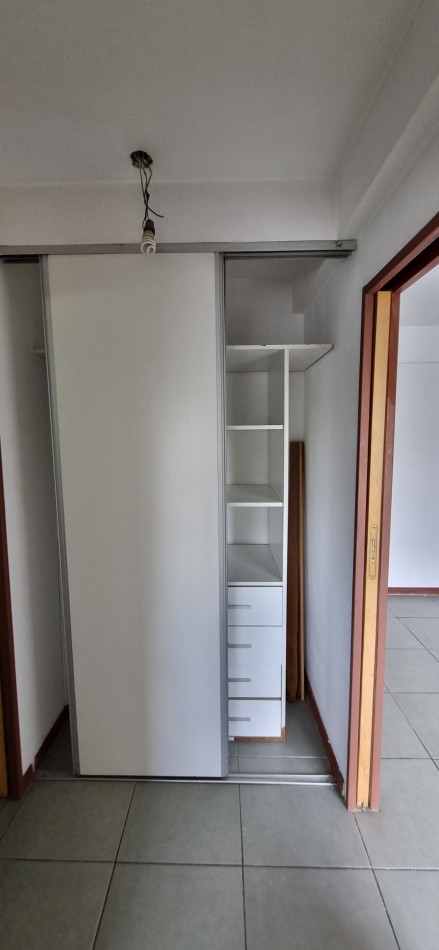 Venta- Departamento 2 Amb. calle Belgrano - Moron