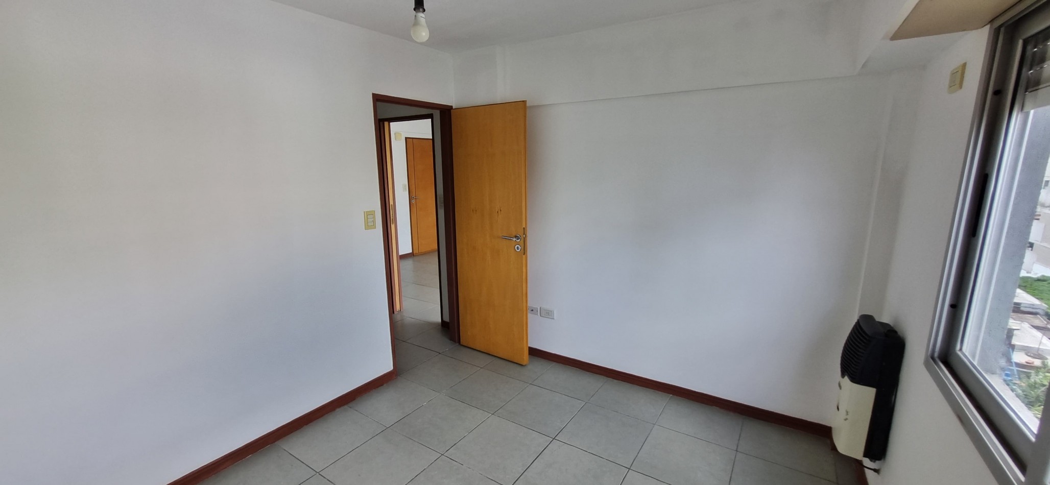 Venta- Departamento 2 Amb. calle Belgrano - Moron
