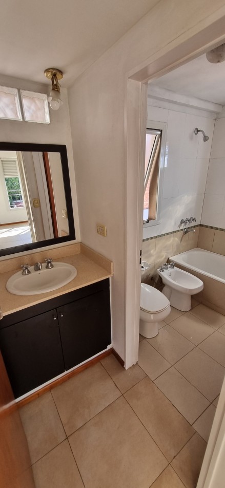 Departamento 2 amb. en alquiler en Castelar Norte