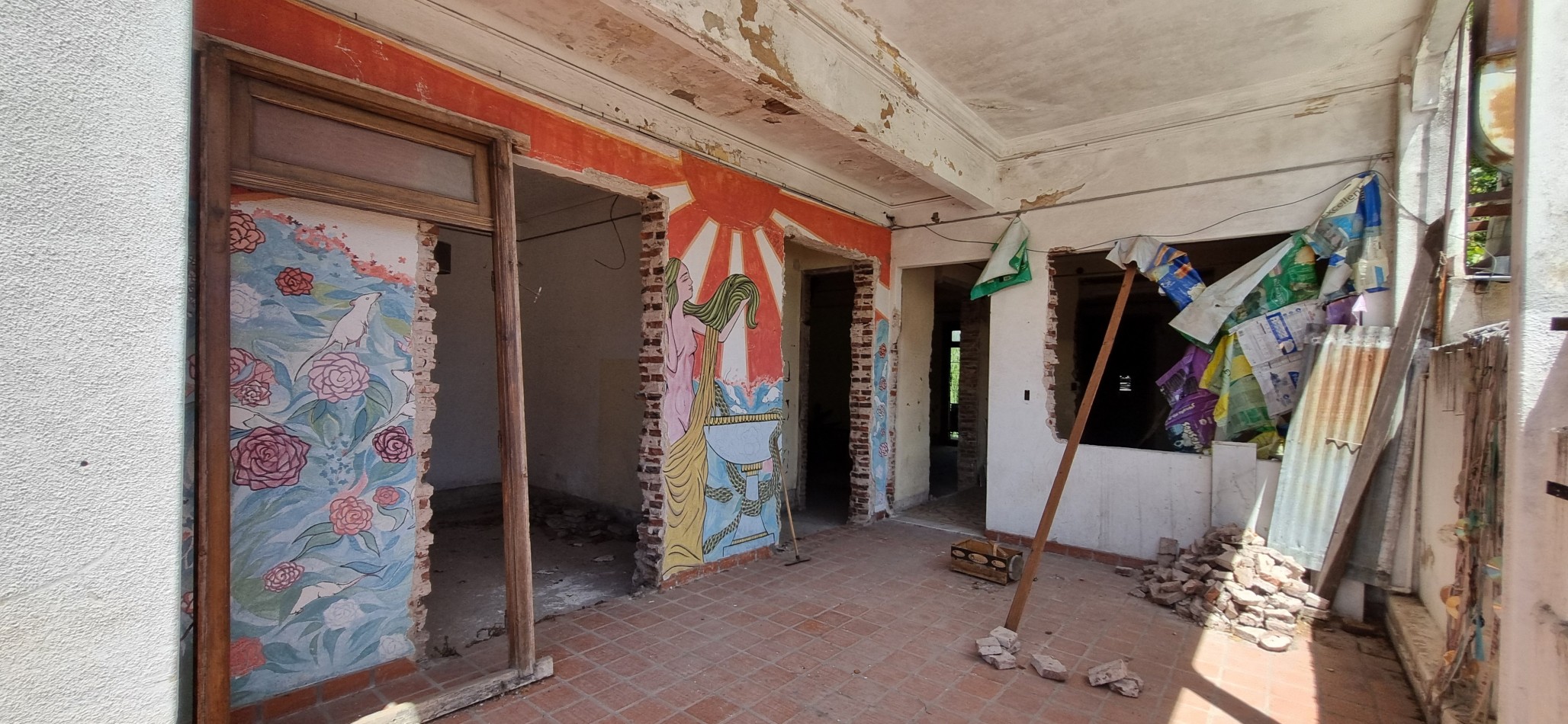 Departamento a reciclar en Castelar. Venta