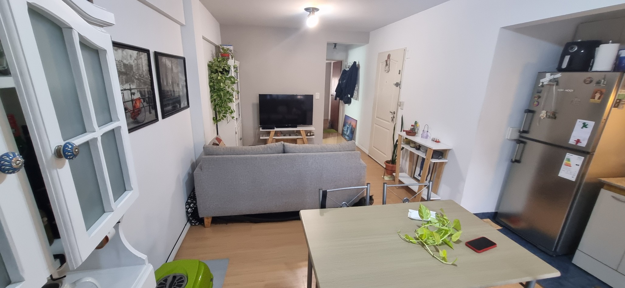 Venta de departamento de dos ambientes en Castelar
