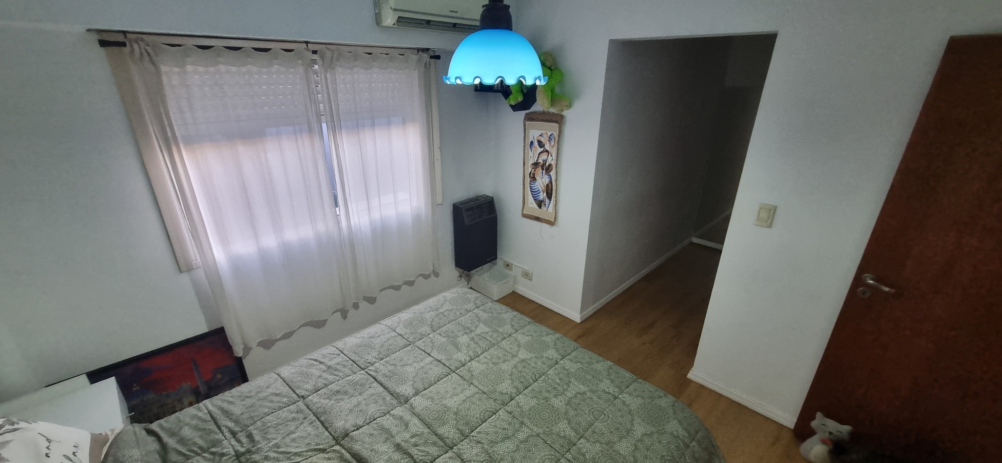 Venta de departamento de dos ambientes en Castelar