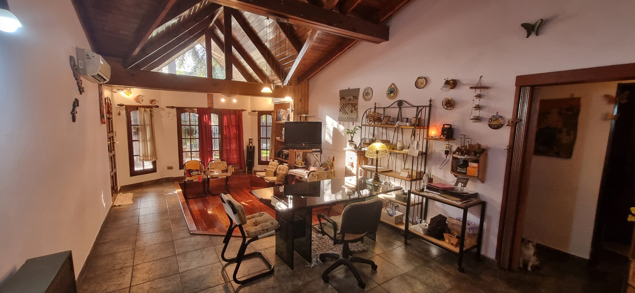 Casa a la venta en Ituzaingo. Gran terreno