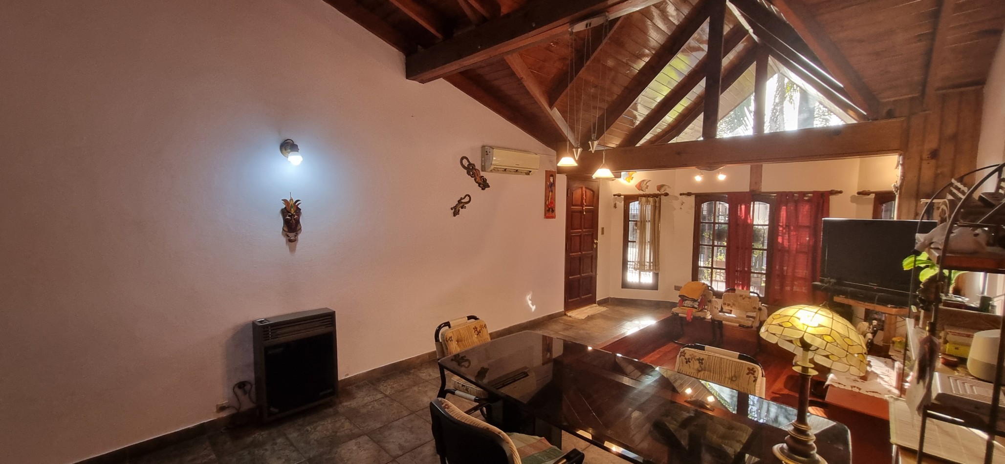 Casa a la venta en Ituzaingo. Gran terreno