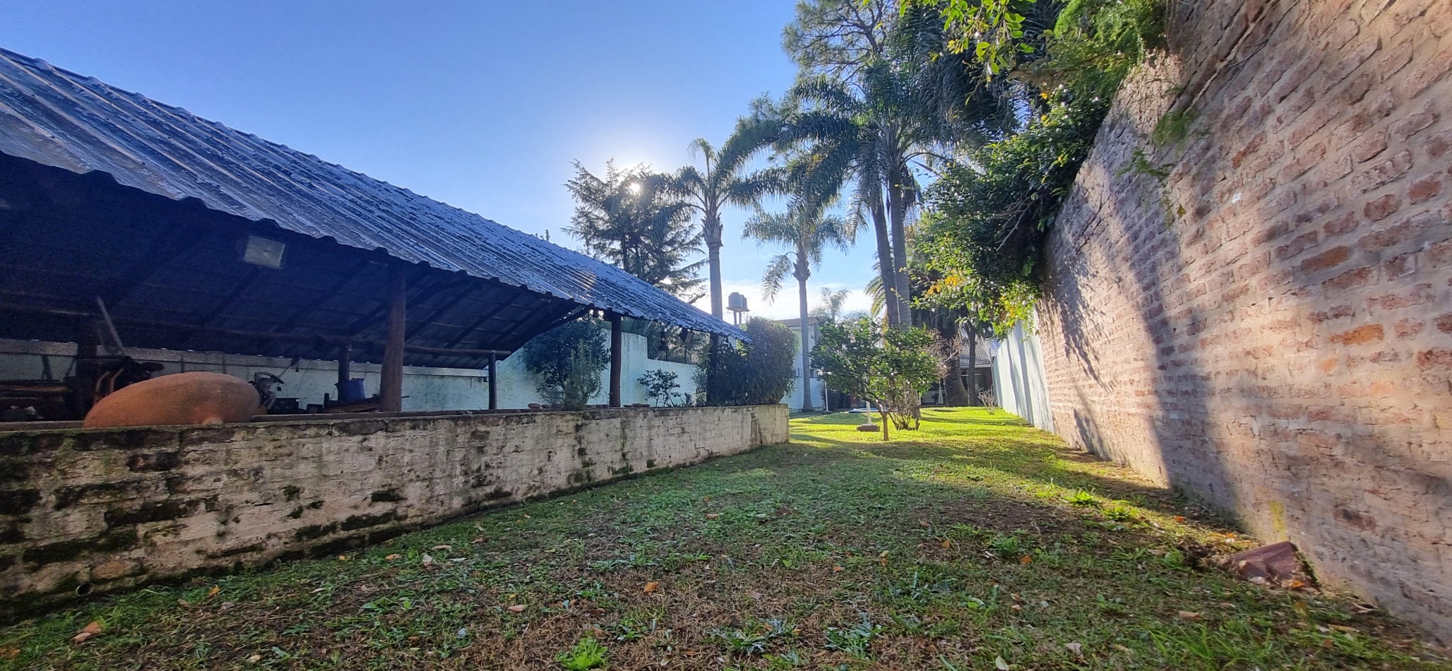 Casa a la venta en Ituzaingo. Gran terreno