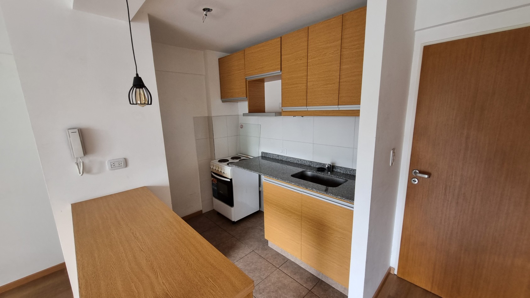 Monoambiente en alquiler en Moron Sur