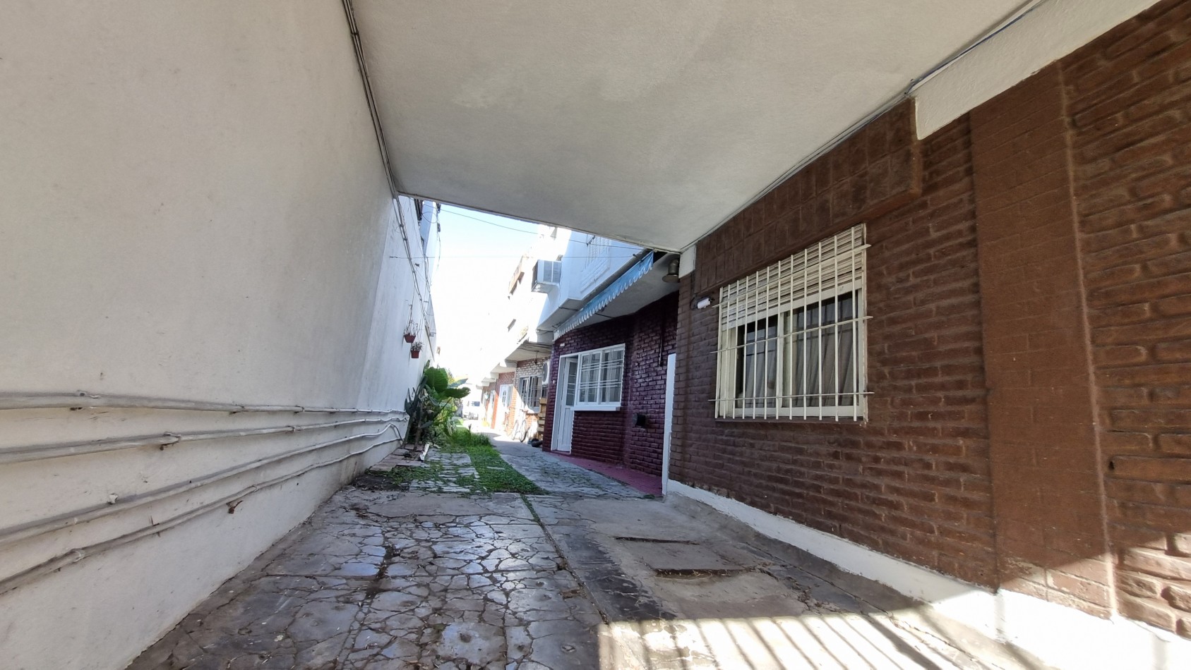 Duplex  3 ambientes -VENTA-  Castelar Norte-Apto Credito