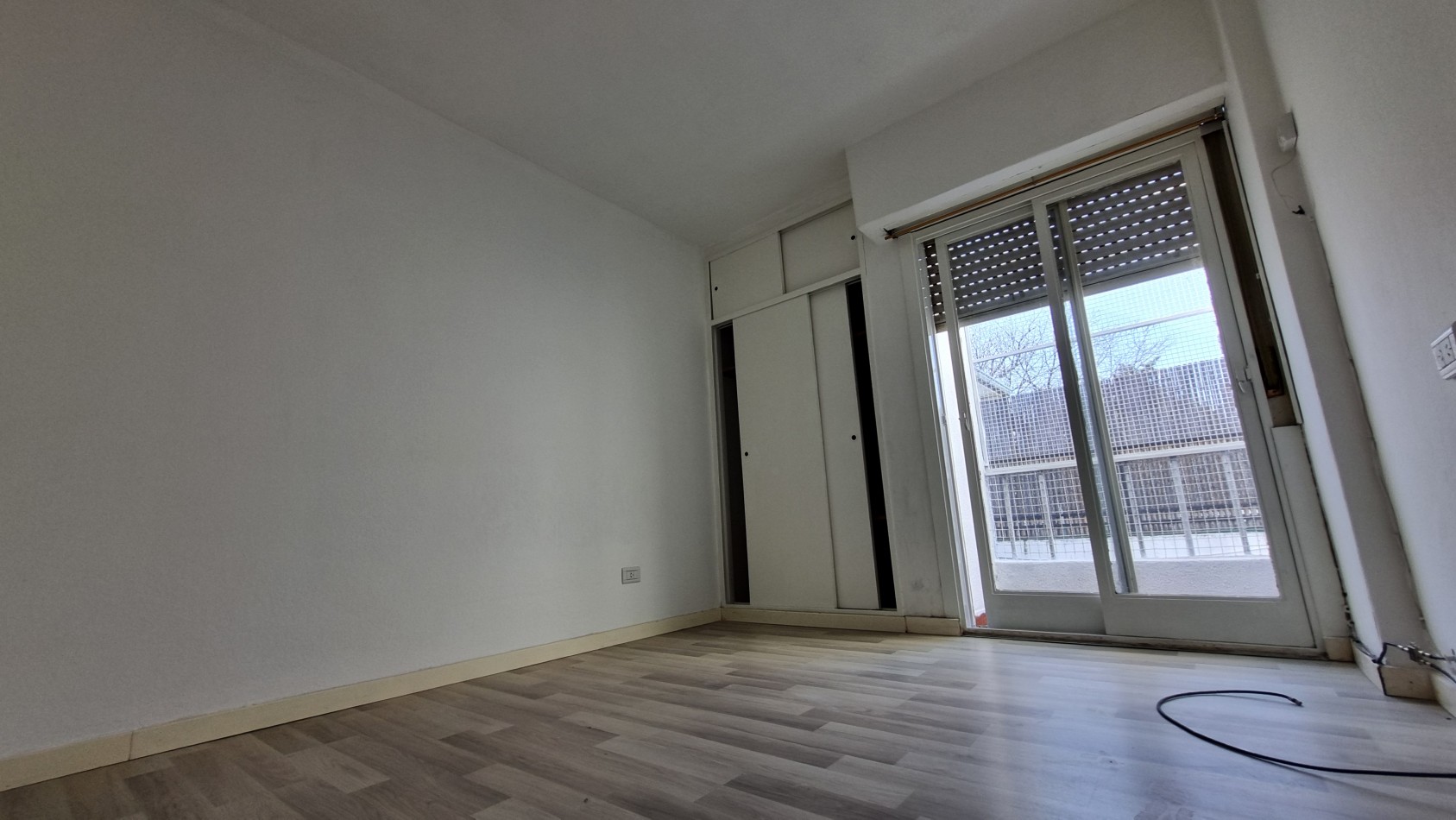 Duplex  3 ambientes -VENTA-  Castelar Norte-Apto Credito