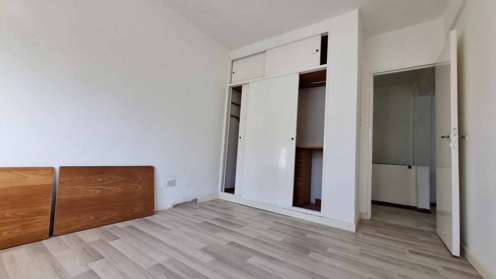 Duplex  3 ambientes -VENTA-  Castelar Norte-Apto Credito
