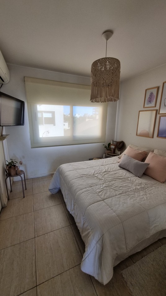 Departamento 2 amb. con cochera descubierta en Castelar Sur