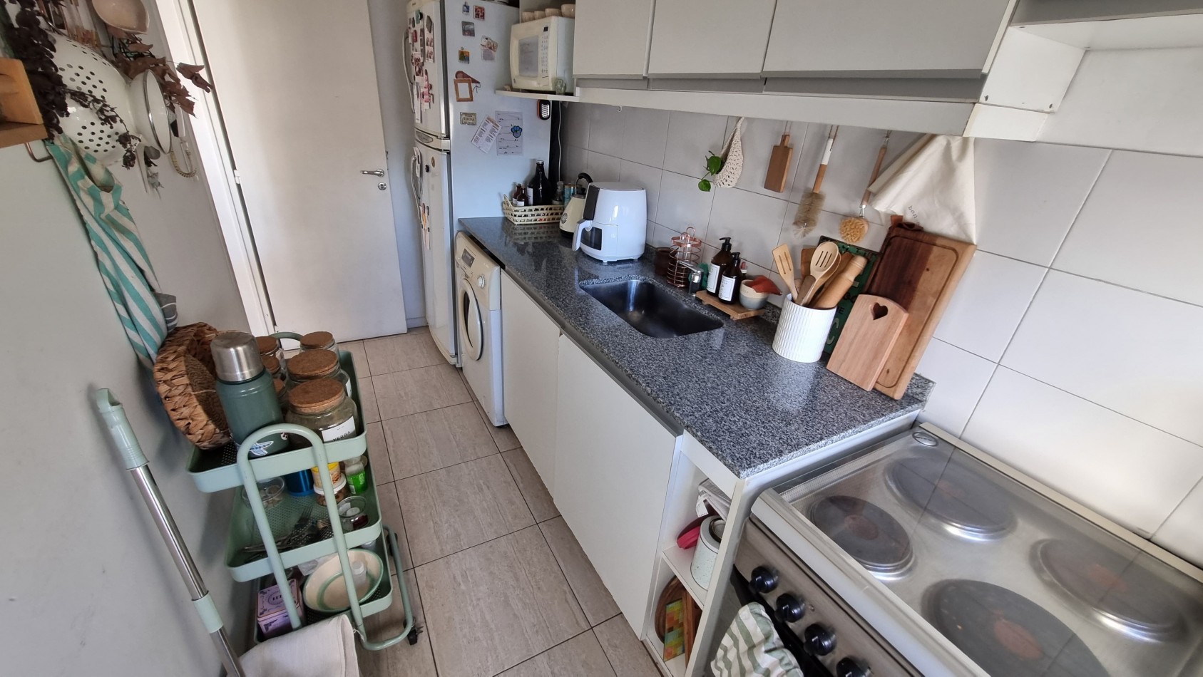 Departamento 2 amb. con cochera descubierta en Castelar Sur