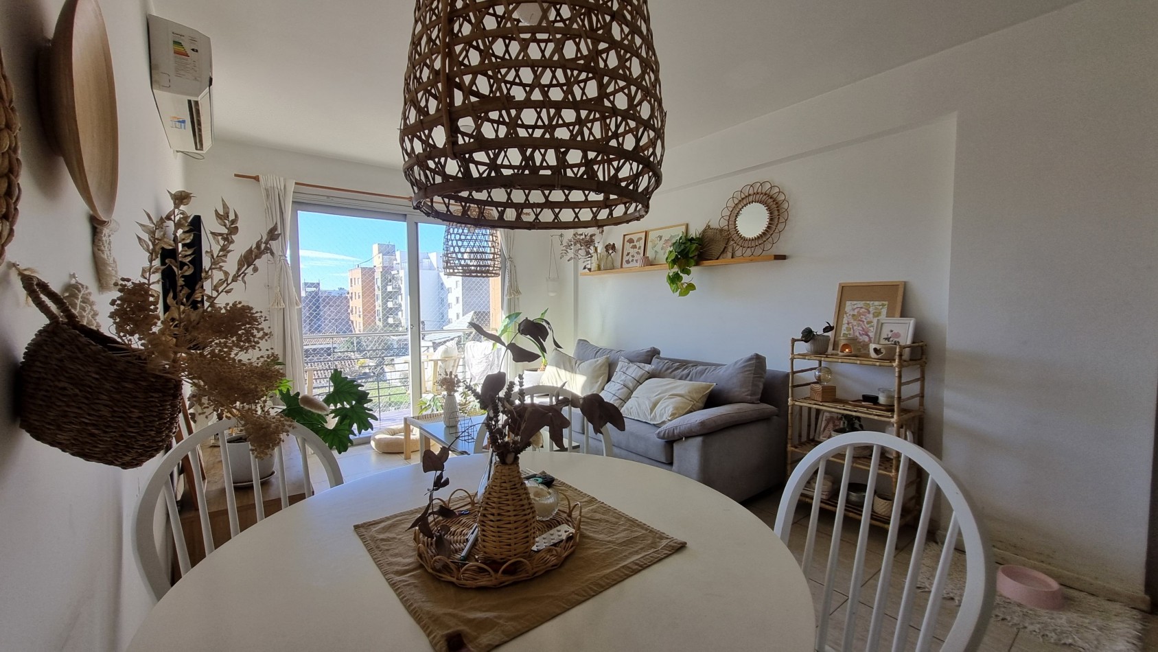 Departamento 2 amb. con cochera descubierta en Castelar Sur