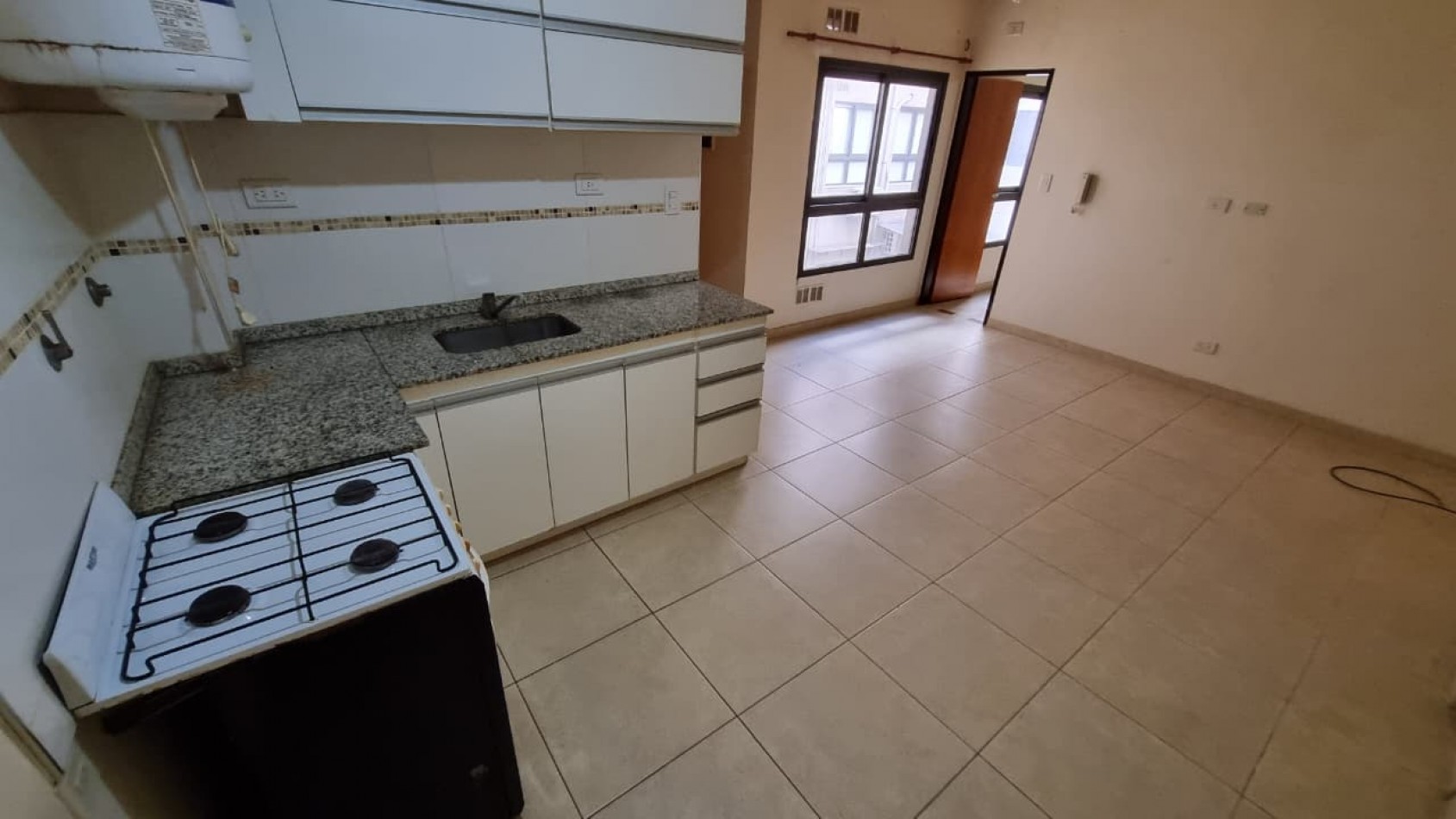 Departamento en alquiler de 2 amb. en Moron Sur
