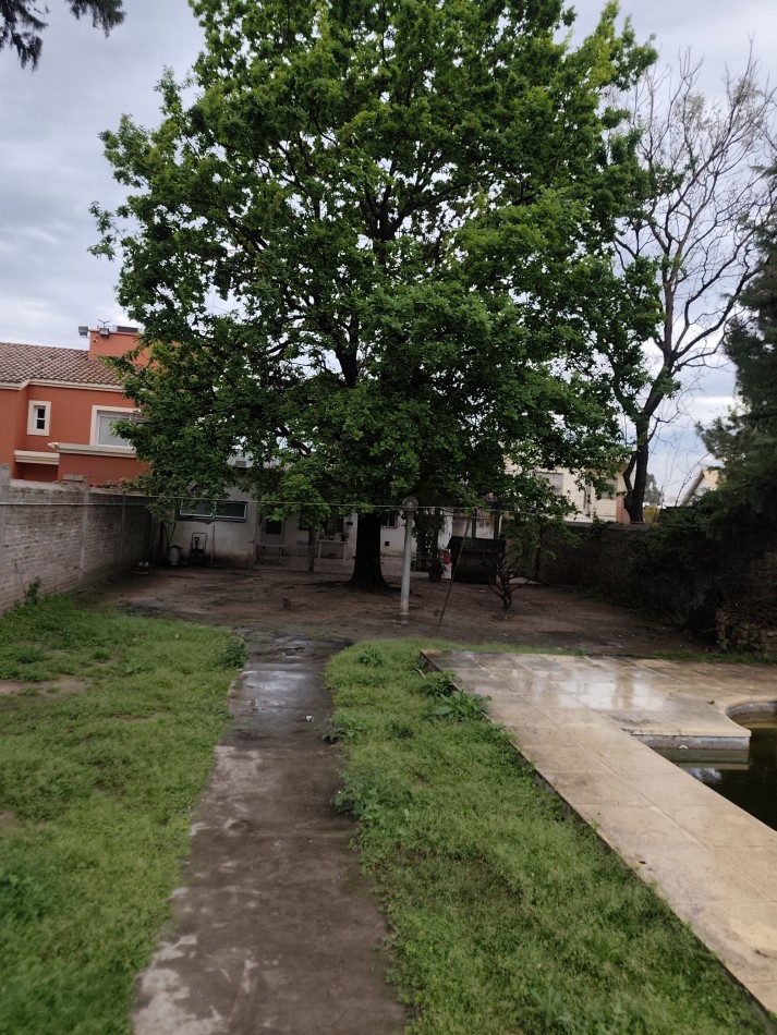 Lote con Chalet en Venta - Moron Norte