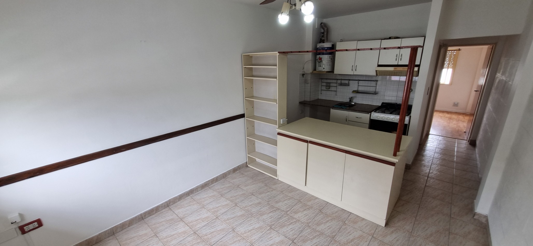 Venta de departamento de dos ambientes en Moron