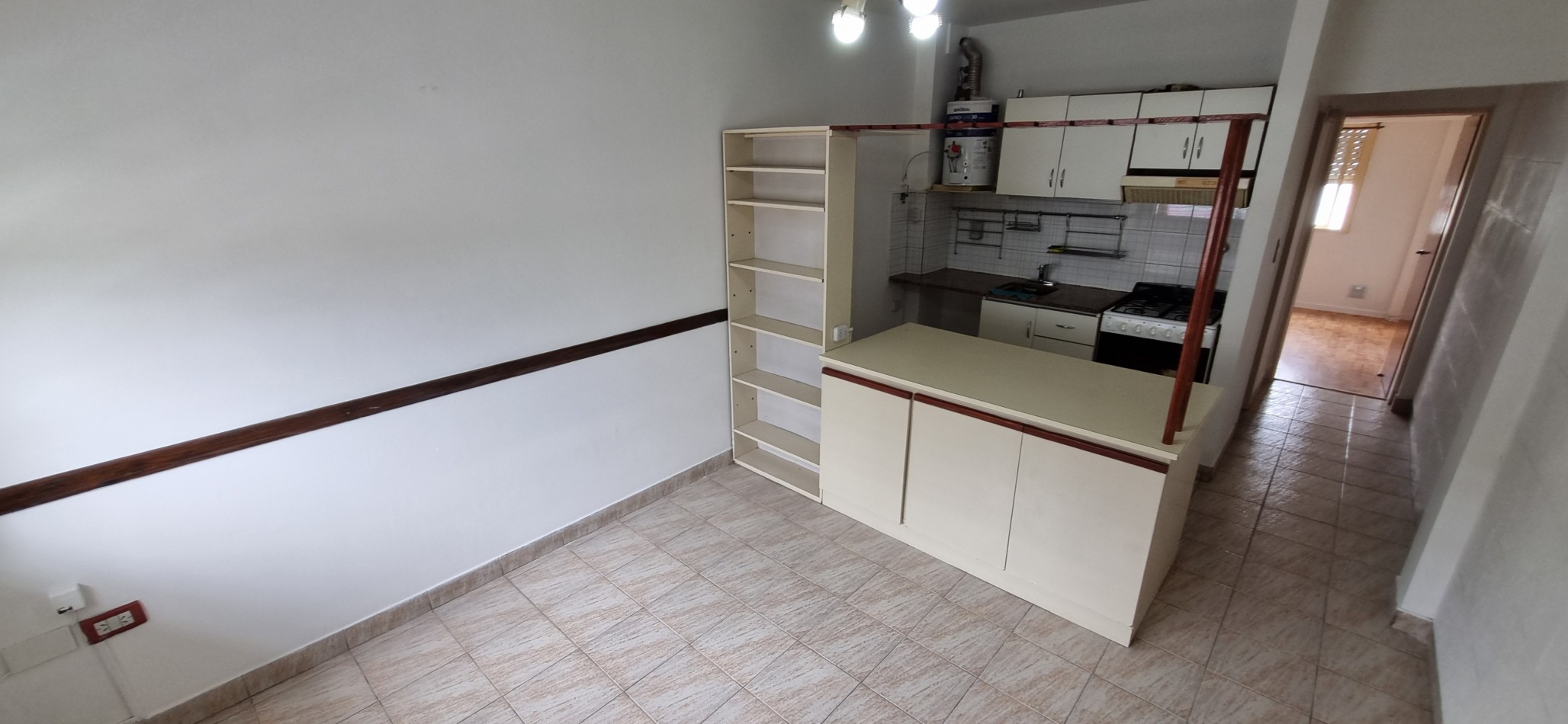 Venta de departamento de dos ambientes en Moron