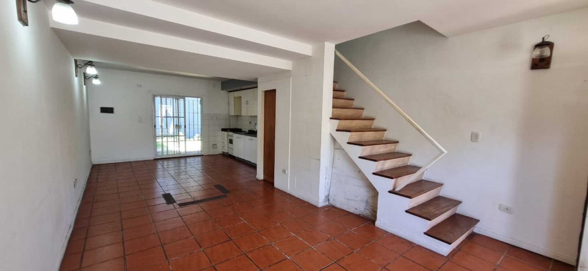 Vendemos PH de cuatro ambientes en Ituaingo