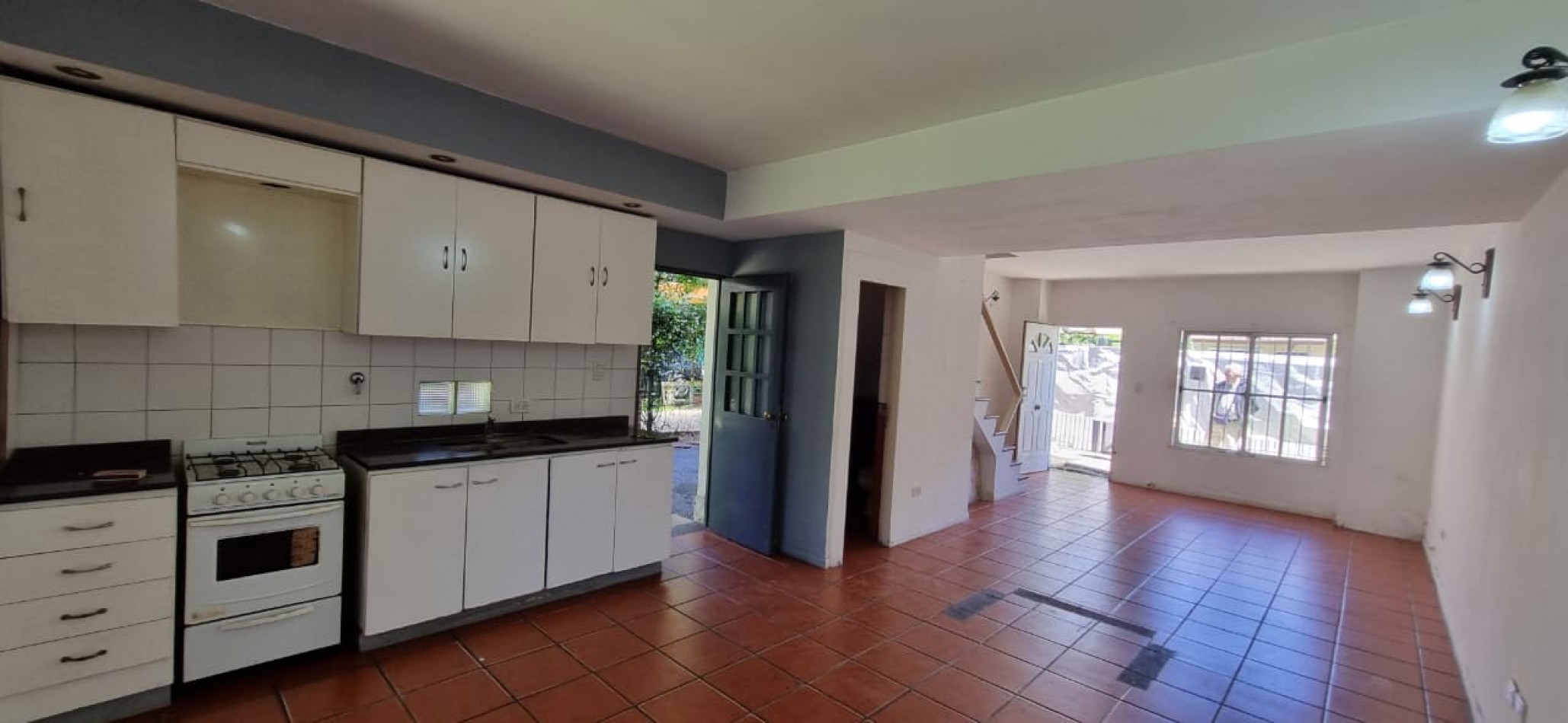 Vendemos PH de cuatro ambientes en Ituaingo