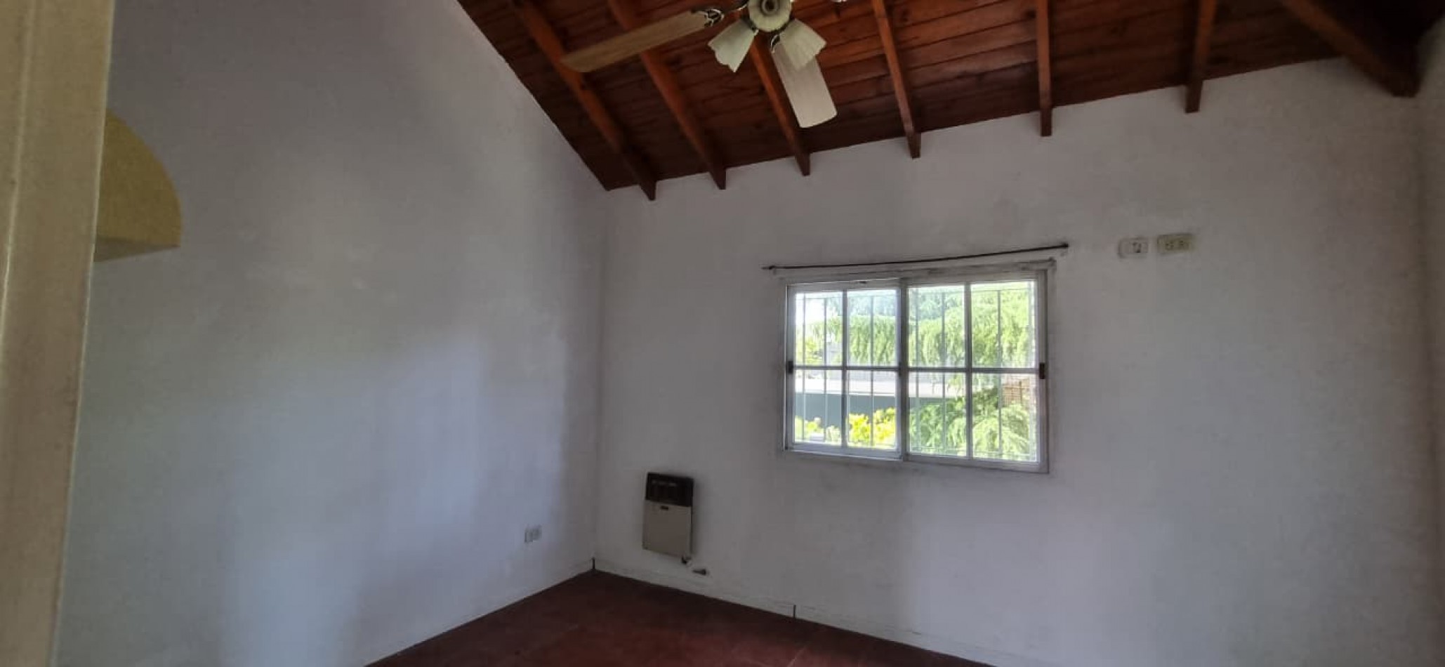 Vendemos PH de cuatro ambientes en Ituaingo