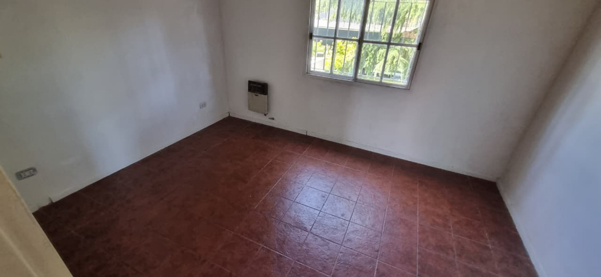 Vendemos PH de cuatro ambientes en Ituaingo