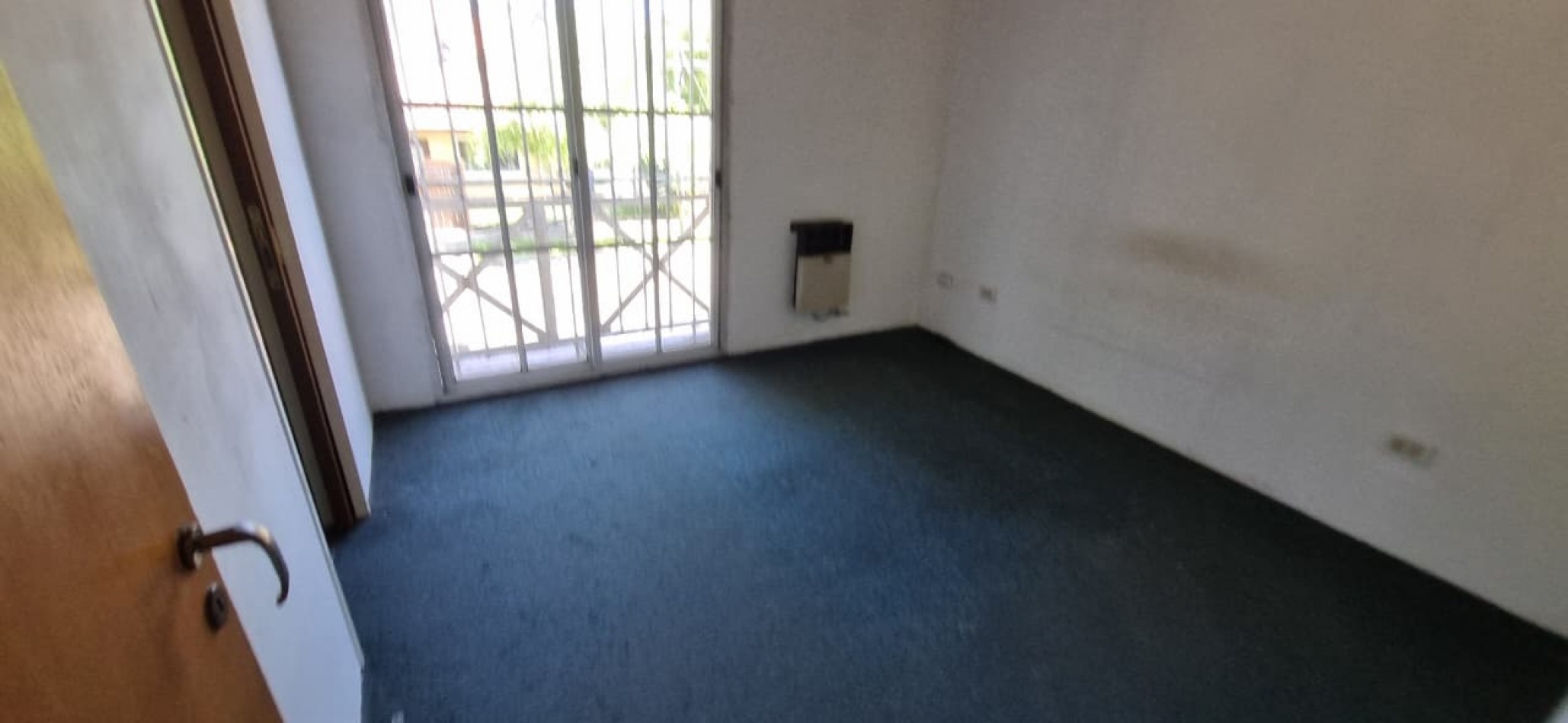 Vendemos PH de cuatro ambientes en Ituaingo