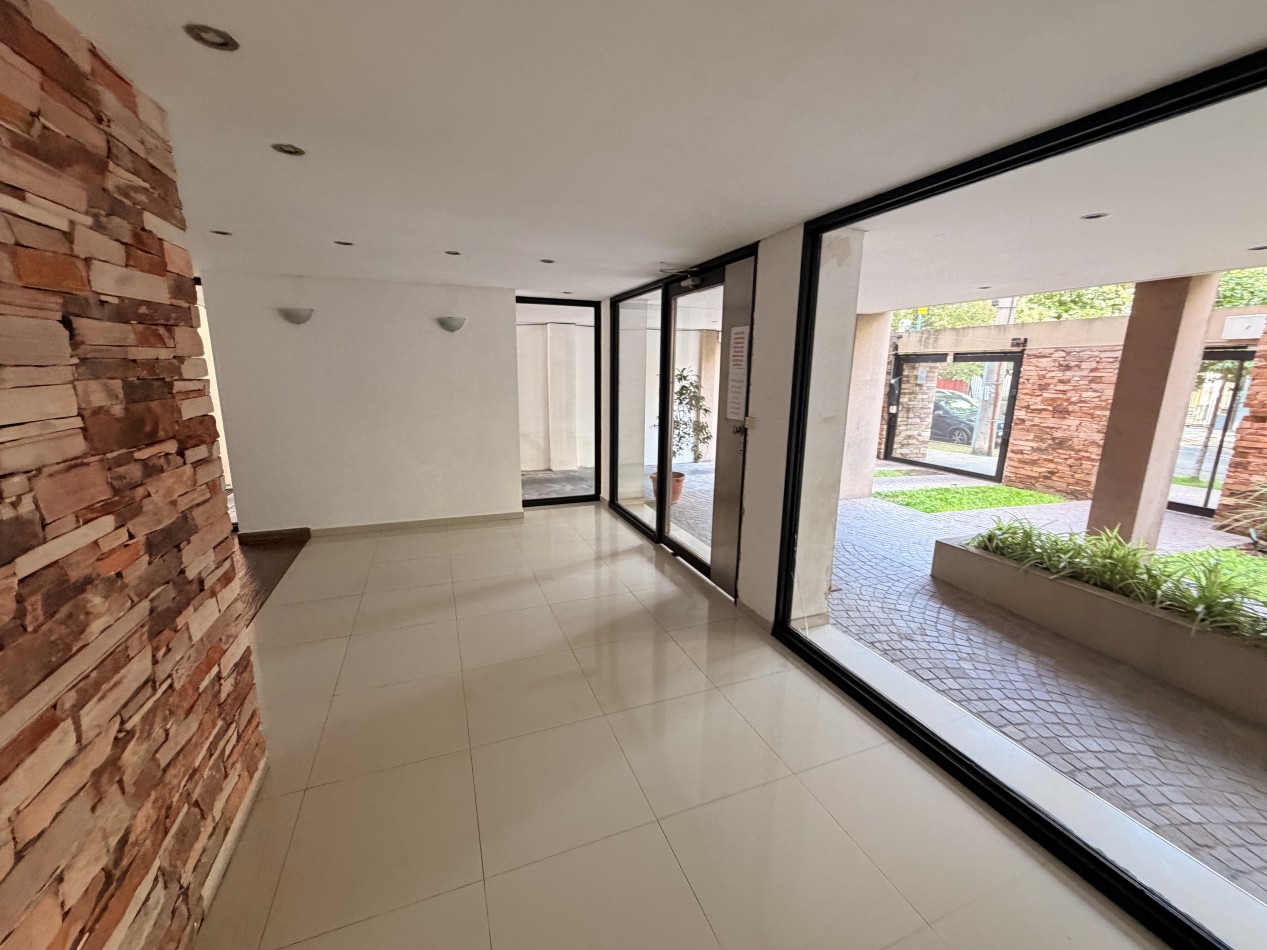 Departamento en venta en Moron