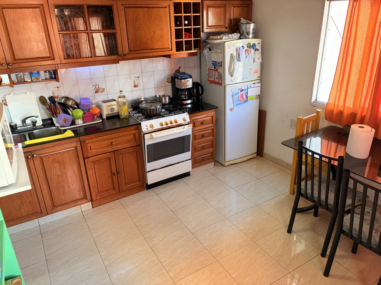 Venta tres ambientes Moron