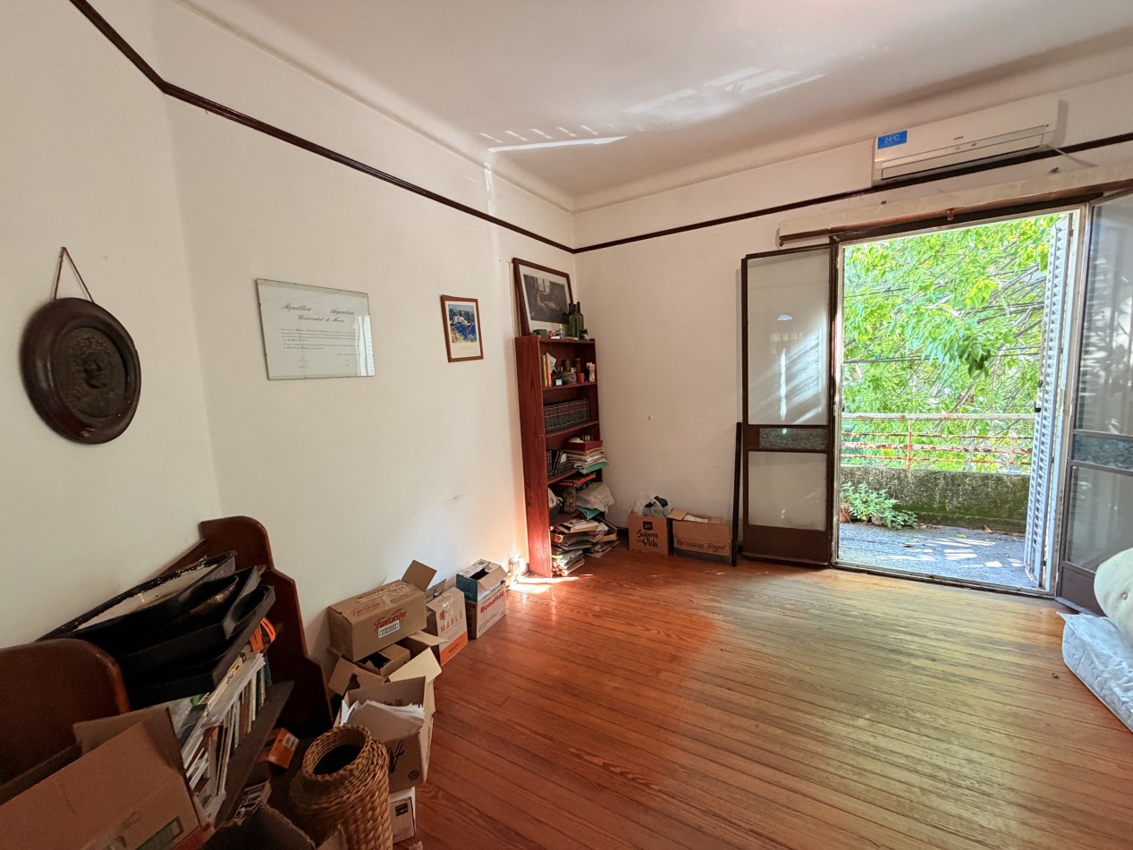 Venta P.H. de 5 ambientes en Castelar Sur