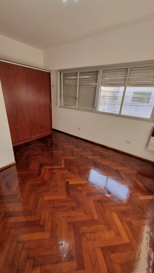 Casa a la venta en Castelar Sur