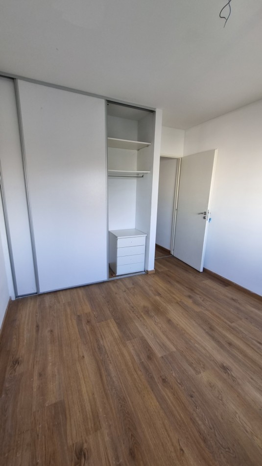VENTA- Departamento 2 Ambientes - Moron