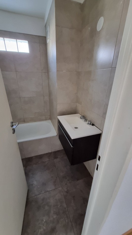 VENTA- Departamento 2 Ambientes - Moron