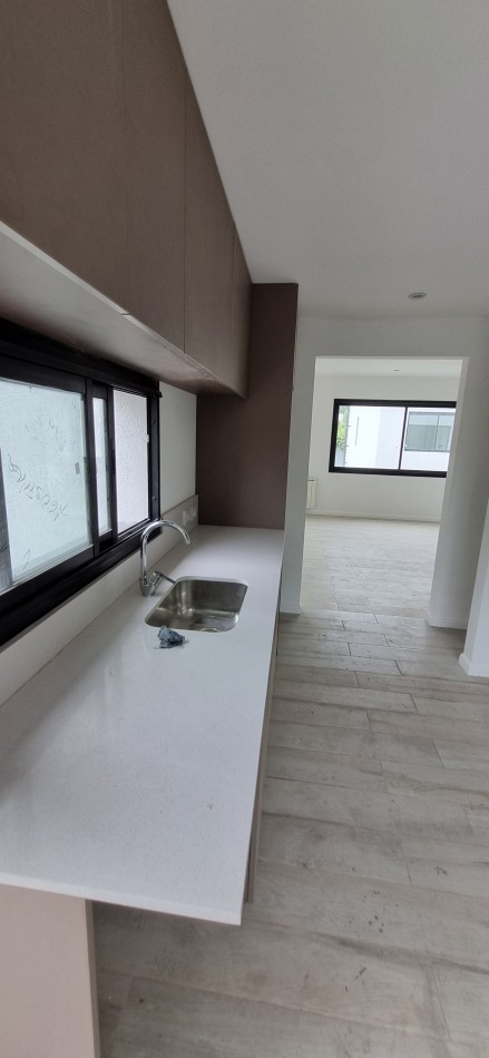 VENTA - Duplex 4 Amb a  ESTRENAR- Castelar  Sur- 