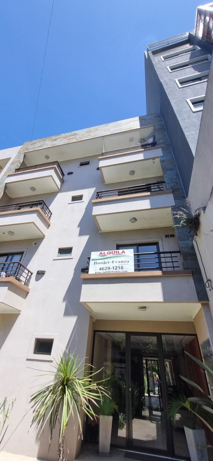 Departamento en alquiler de dos ambientes