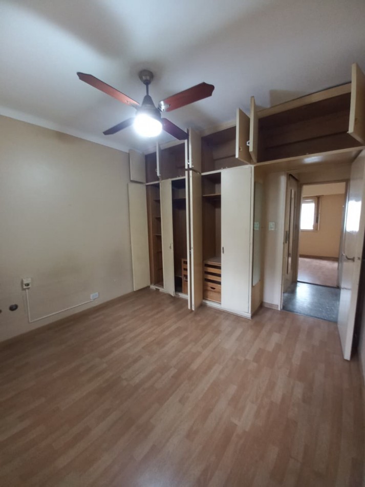 Departamento 3 amb. con cochera cubierta  en Ramos Mejia