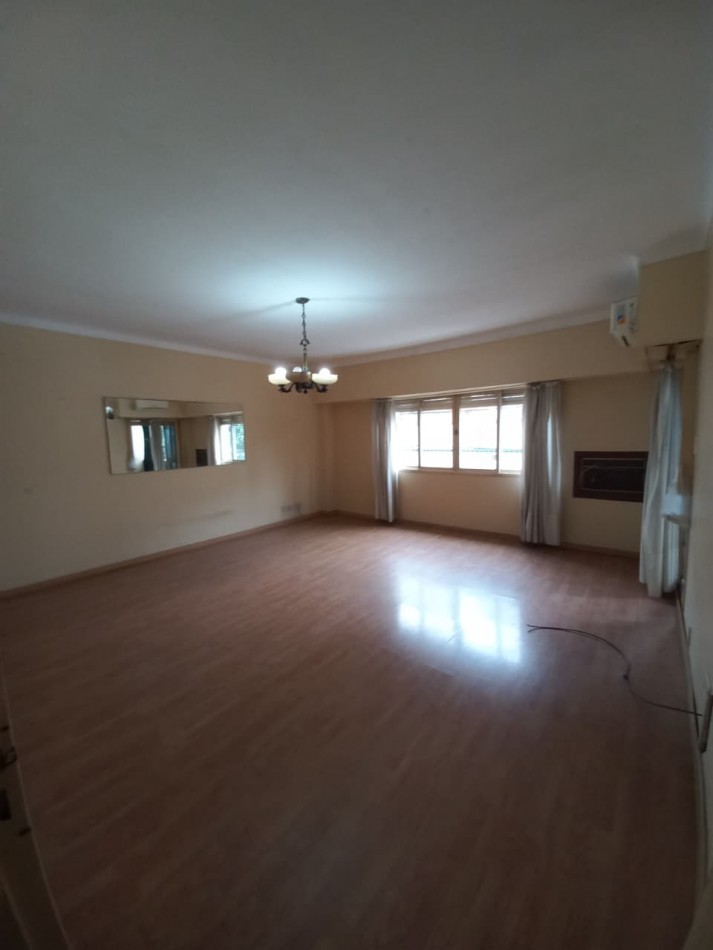 Departamento 3 amb. con cochera cubierta  en Ramos Mejia